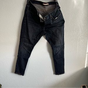 Levi’s Super Shaping Skinny Jean